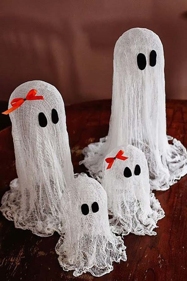 Fantôme qui flotte dans les airs à fabriquer soi-même pour l’Halloween