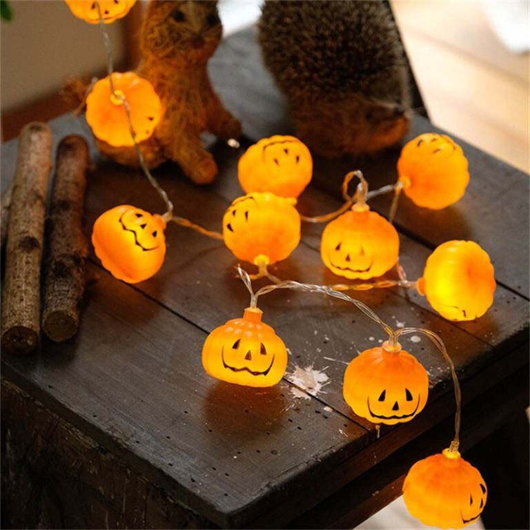 40 Idées Déco Originales Et Pas Chères à Faire Soi Même Pour Halloween Déco Halloween Zenidees 