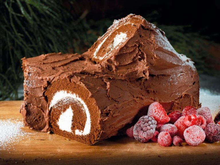 La meilleure recette de la Bûche de Noël - Recettes - ZENIDEES