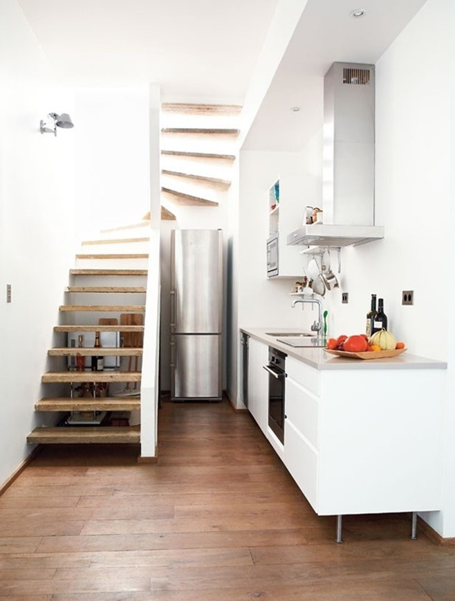 Créer une petite cuisine fonctionnelle peut demander une réelle ingéniosité de conception.