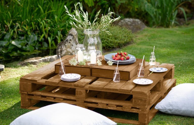 44 idées d'un plan de salon de jardin en palette DIY - DIY, Jardin