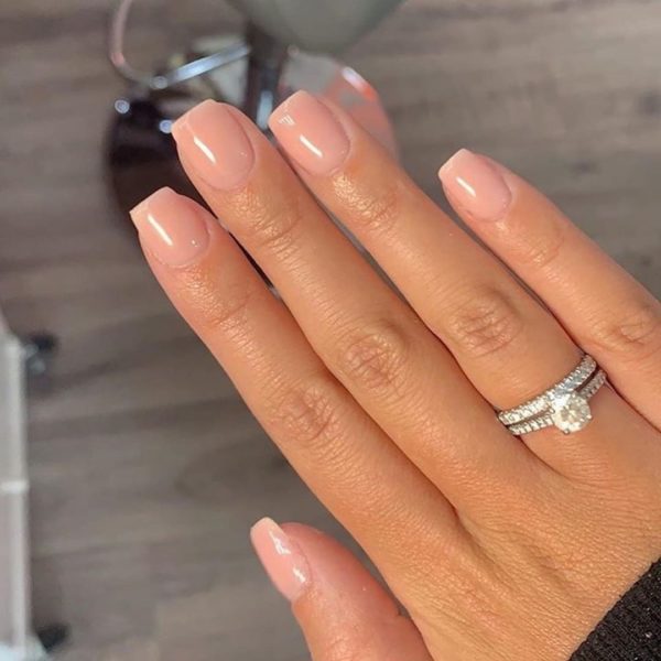 Comment Choisir Un Vernis Ongles Nude Selon La Couleur De Votre Peau