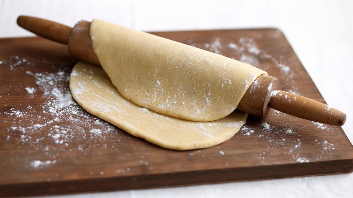 Pour vous faciliter la tâche, vous pouvez même préparer à l'avance la pâte feuilletée.