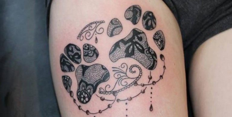 Les 55 meilleurs designs d'un tatouage patte de chien et sa