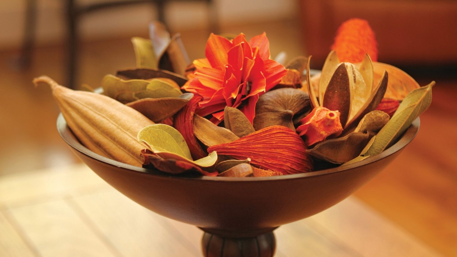 Ingrédients nécessaires pour un potpourri fait maison DIY, Maison ZENIDEES