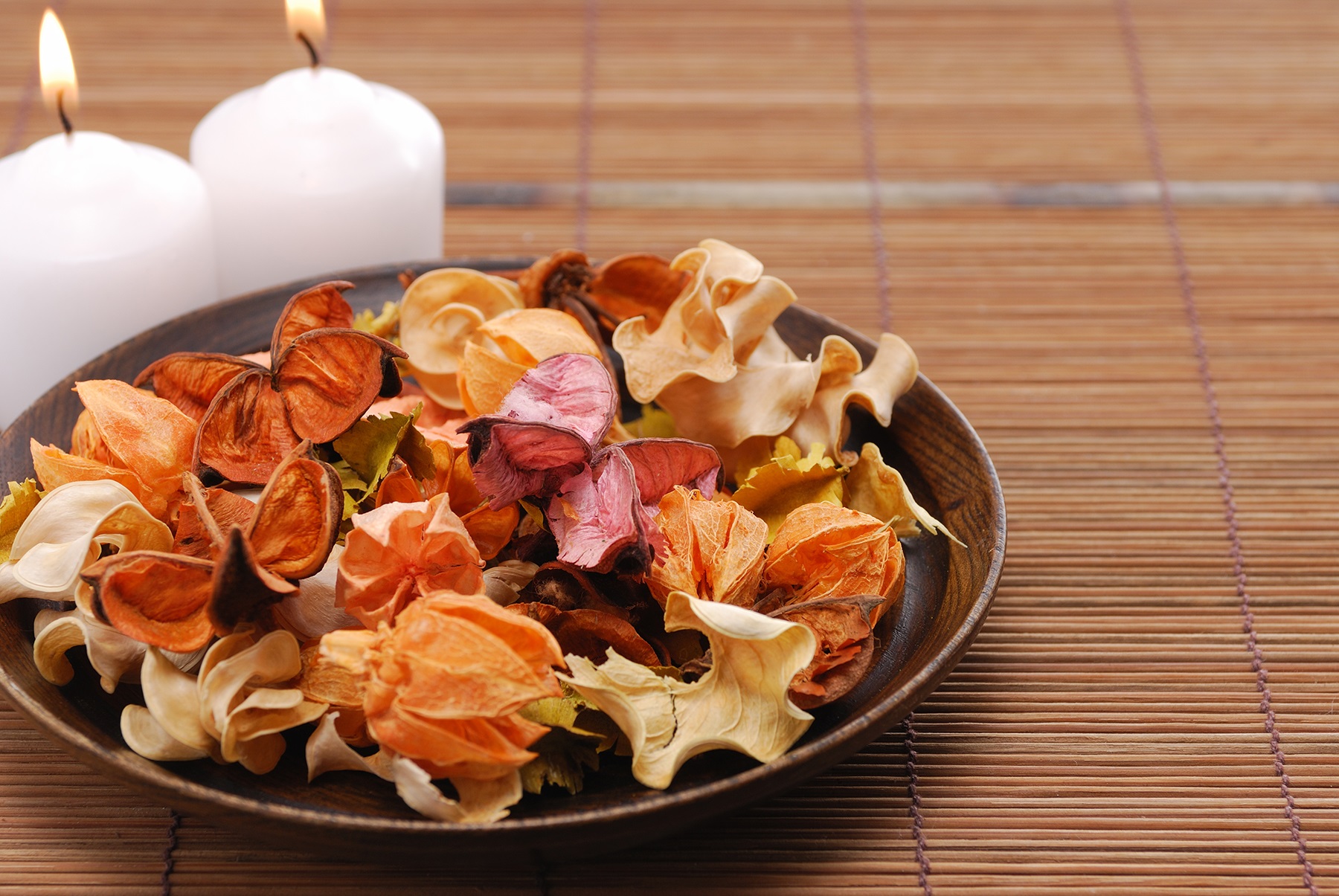 En dehors de l'odeur agréable, le pot-pourri apporte une atmosphère particulière à votre maison.