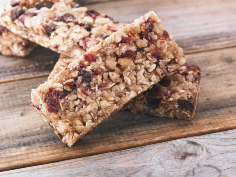 Barres protéinées avec seulement 5 ingrédients Recettes ZENIDEES