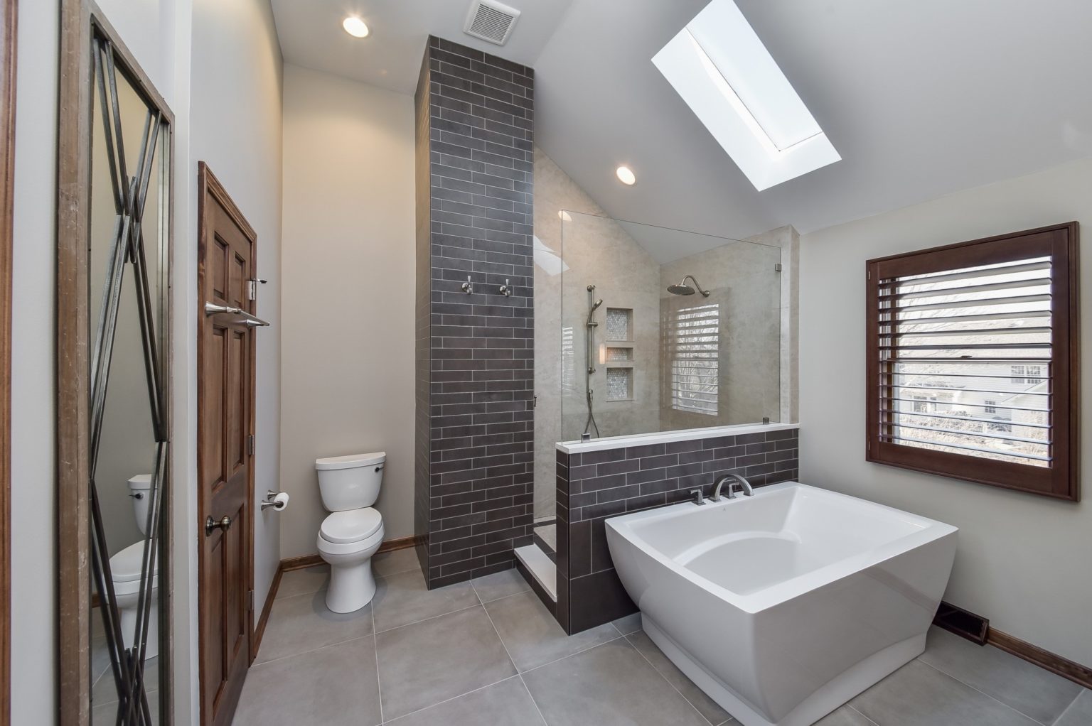 Douche Et Baignoire Dans Petite Salle De Bain zenidees.com