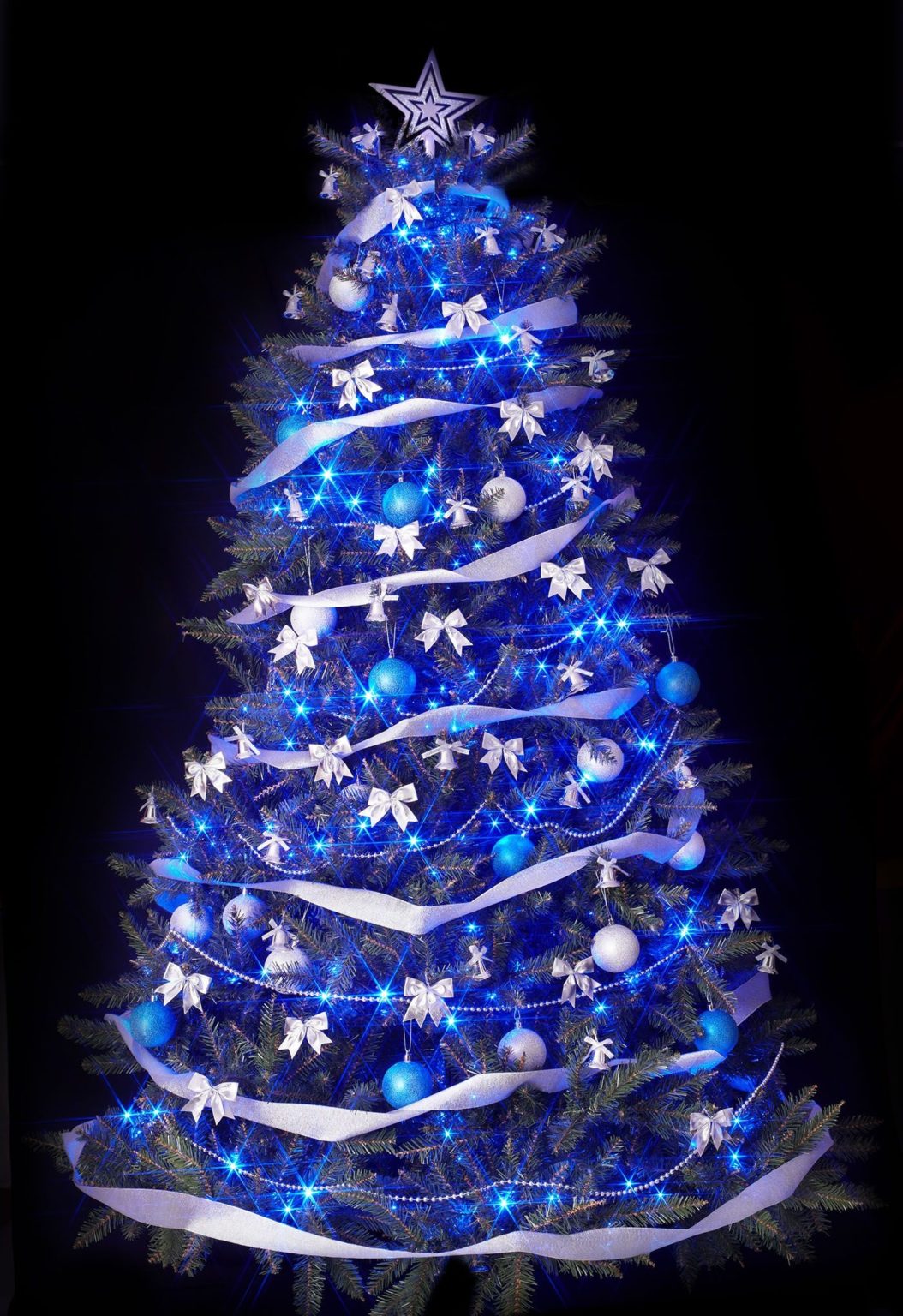 Nos 8 conseils pour un sapin de Noël en blanc et bleu - Decoration de