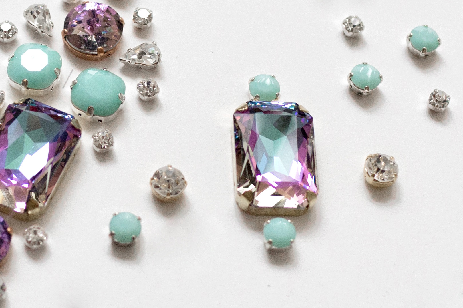 Kit De 6800 Strass Et Pierres Scintillantes - Inclus Pince Et Stylo à Cire, Pour Nail Art Et DIY