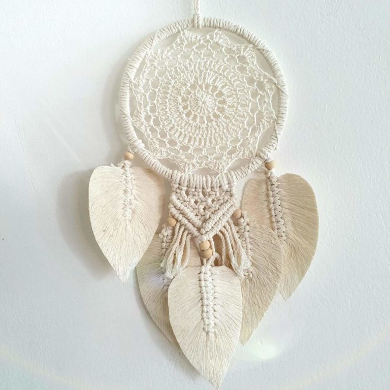 50 designs sympas pour un attrape-rêves en macramé - DIY - ZENIDEES