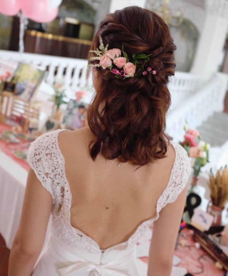 8 Superbes Idées De Coiffure De Mariage Pour Cheveux Courts Mariage Zenidees 5504