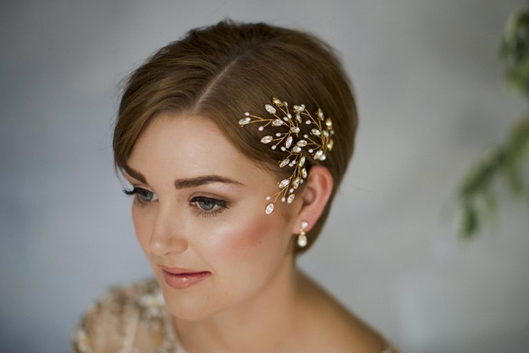 8 Superbes Idées De Coiffure De Mariage Pour Cheveux Courts Mariage Zenidees 8090